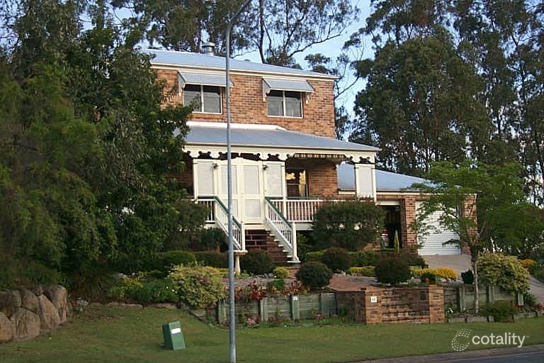 17 Romulus, Eatons Hill, QLD 4037