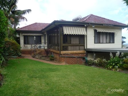 25 June Pde, Woonona, NSW 2517
