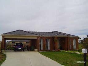 9 Roderick Cl, Cowes, VIC 3922