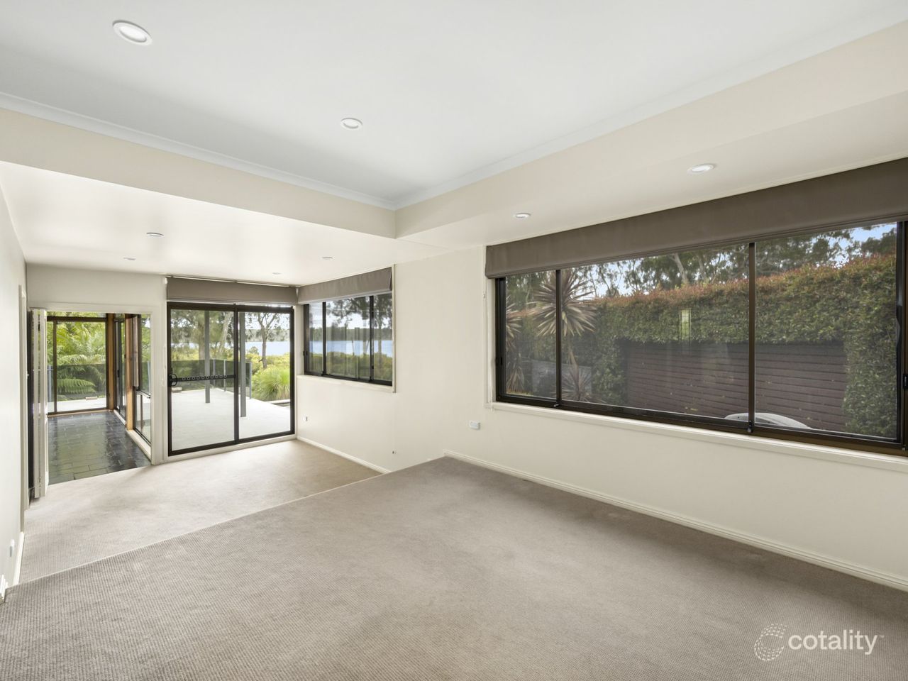 38 River Rd, Sussex Inlet, NSW 2540