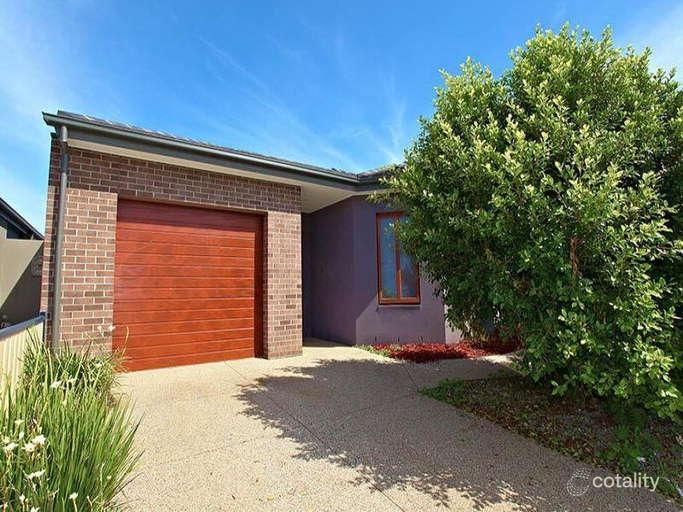 6 Muscat Ave, Burnside Heights, VIC 3023