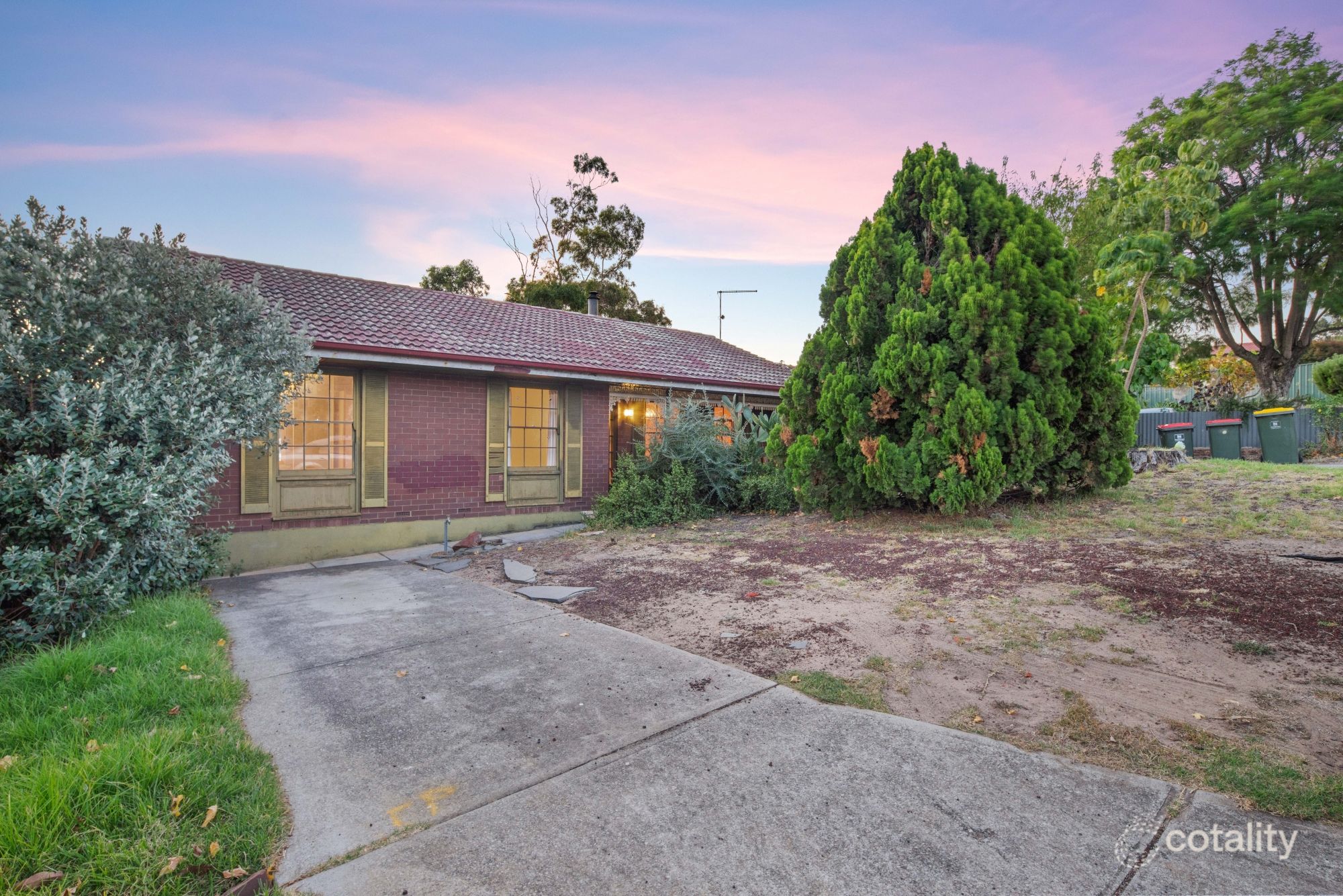 9 Melinda Rd, Hackham, SA 5163