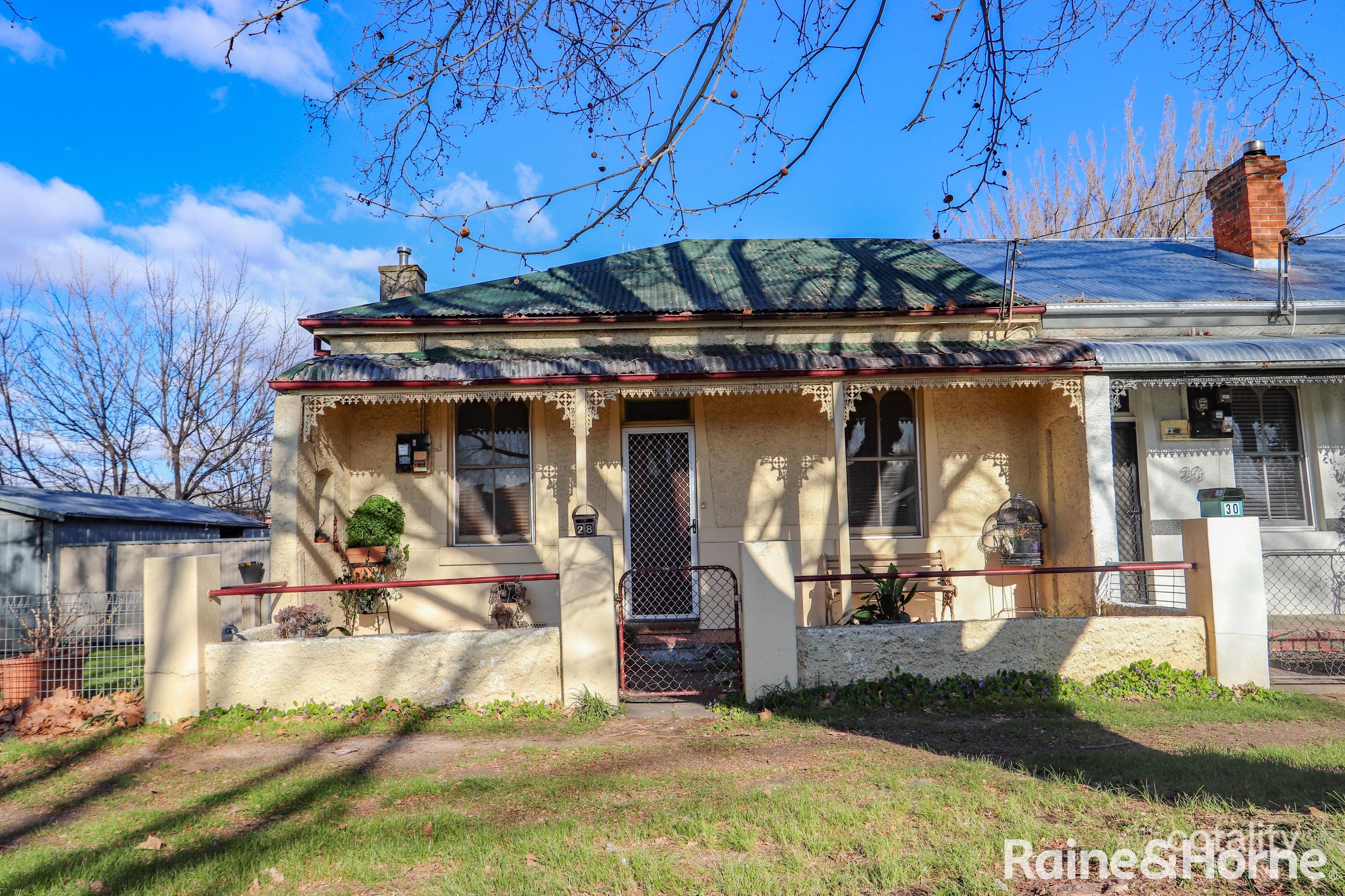 28 Seymour St, Bathurst, NSW 2795
