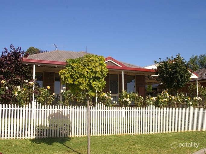 12 Wolff St, Drouin, VIC 3818