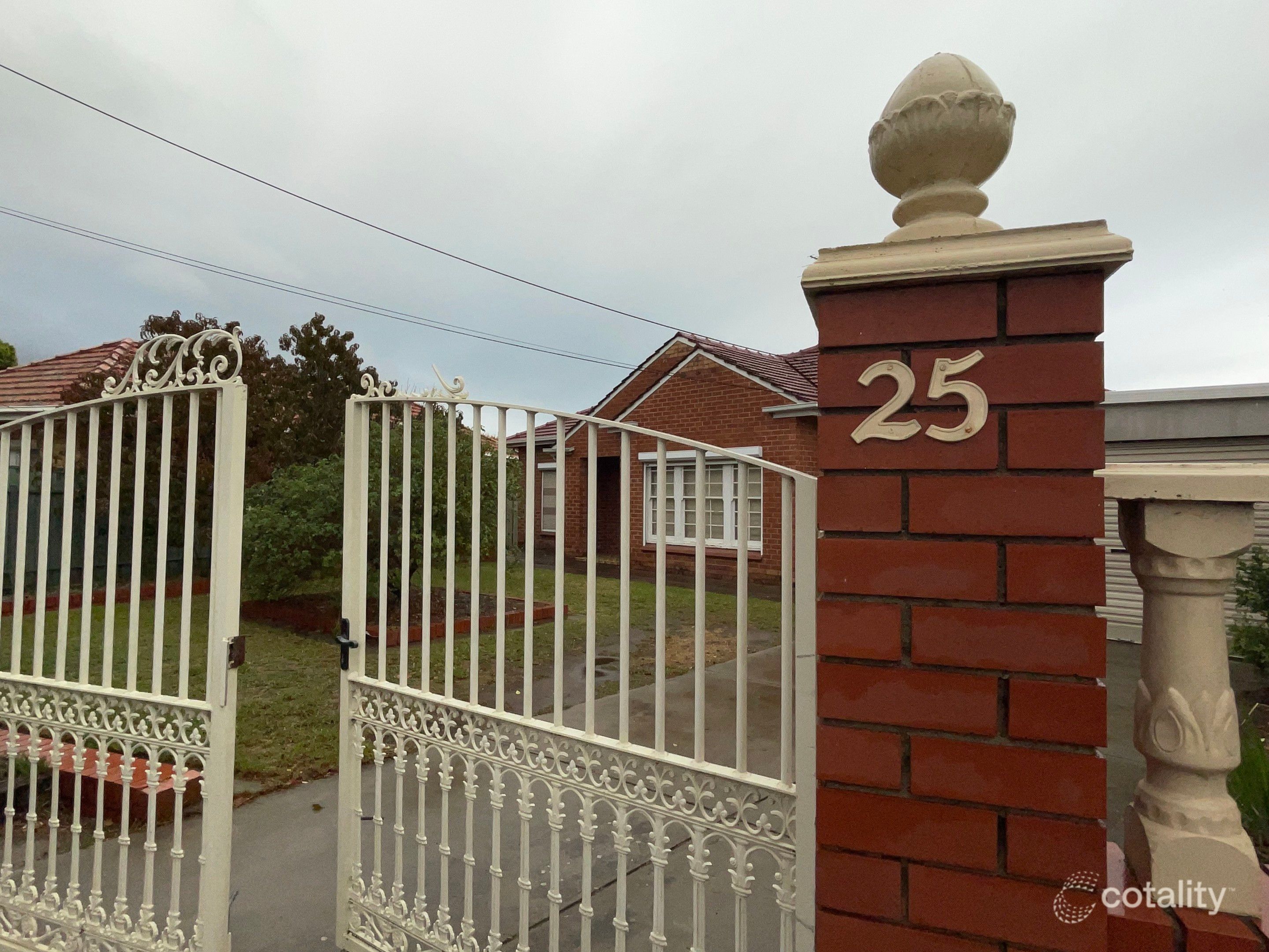 25 Diagonal Rd, Glenelg East, SA 5045