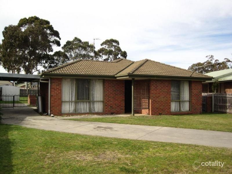 6 May Park Dr, Paynesville, VIC 3880