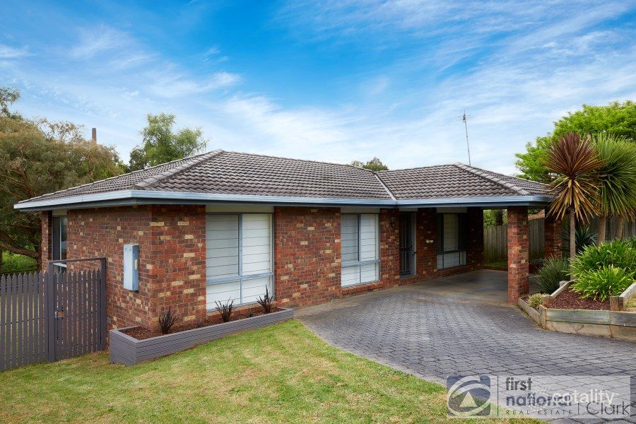 13 Hayes Dr, Warragul, VIC 3820