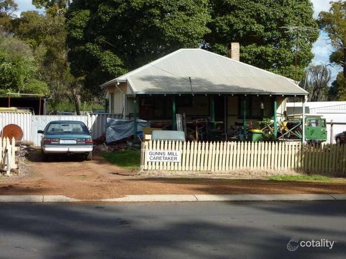 34 Johnston Rd, Yarloop, WA 6218