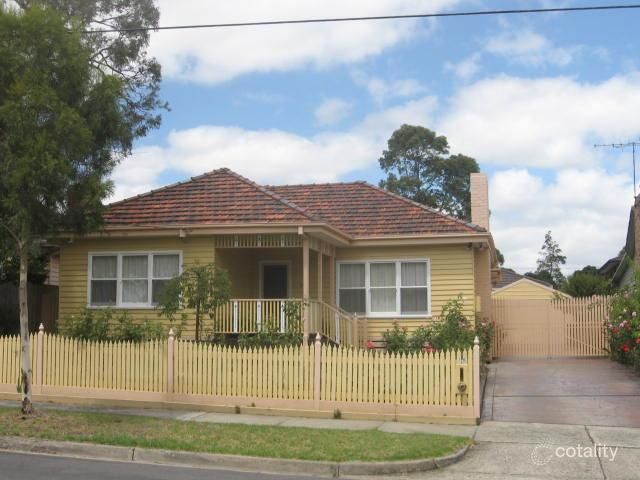 16 Moona St, Burwood East, VIC 3151