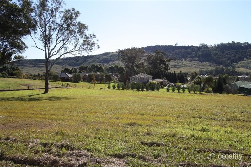 30 Jarvisfield Rd, Picton, NSW 2571