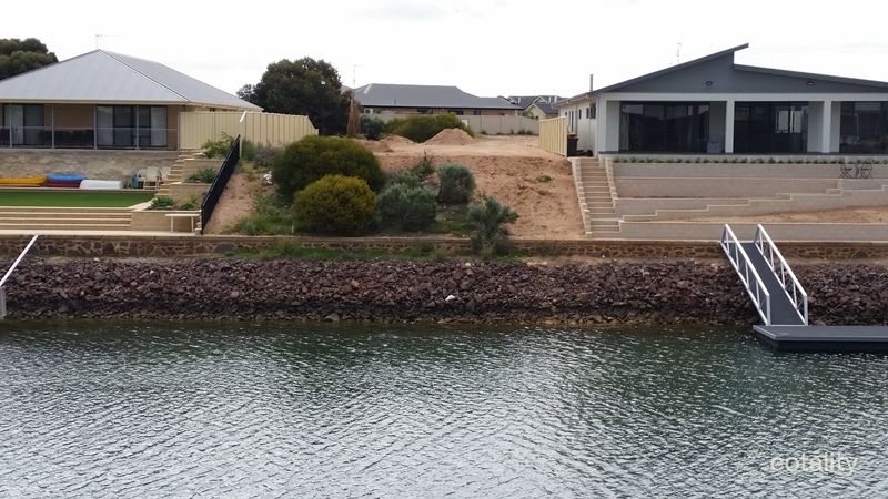 4 Spinnaker Ct, Wallaroo, SA 5556