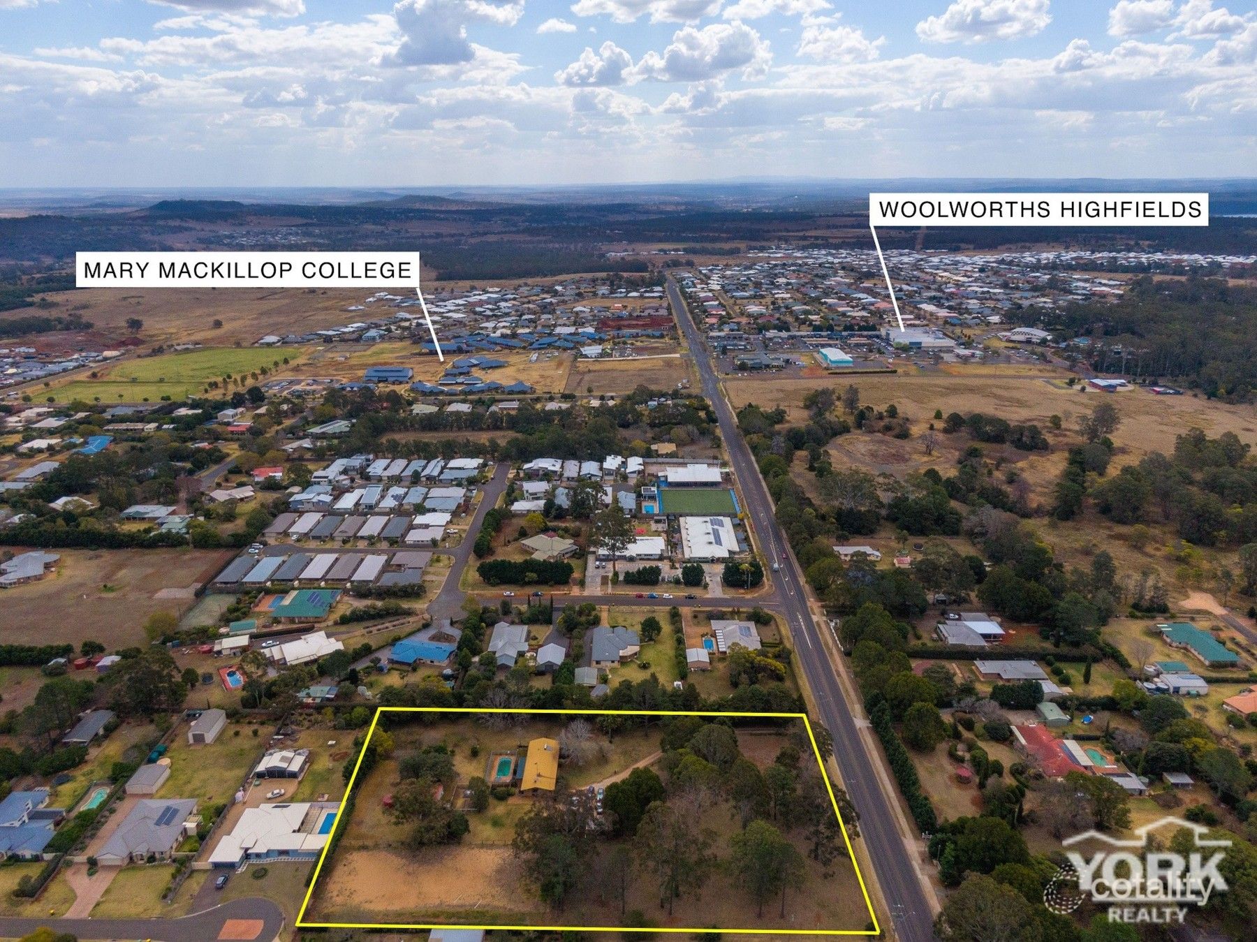 45 Highfields Rd, Highfields, QLD 4352