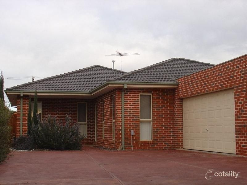 2/7 Enea Pl, Hoppers Crossing, VIC 3029