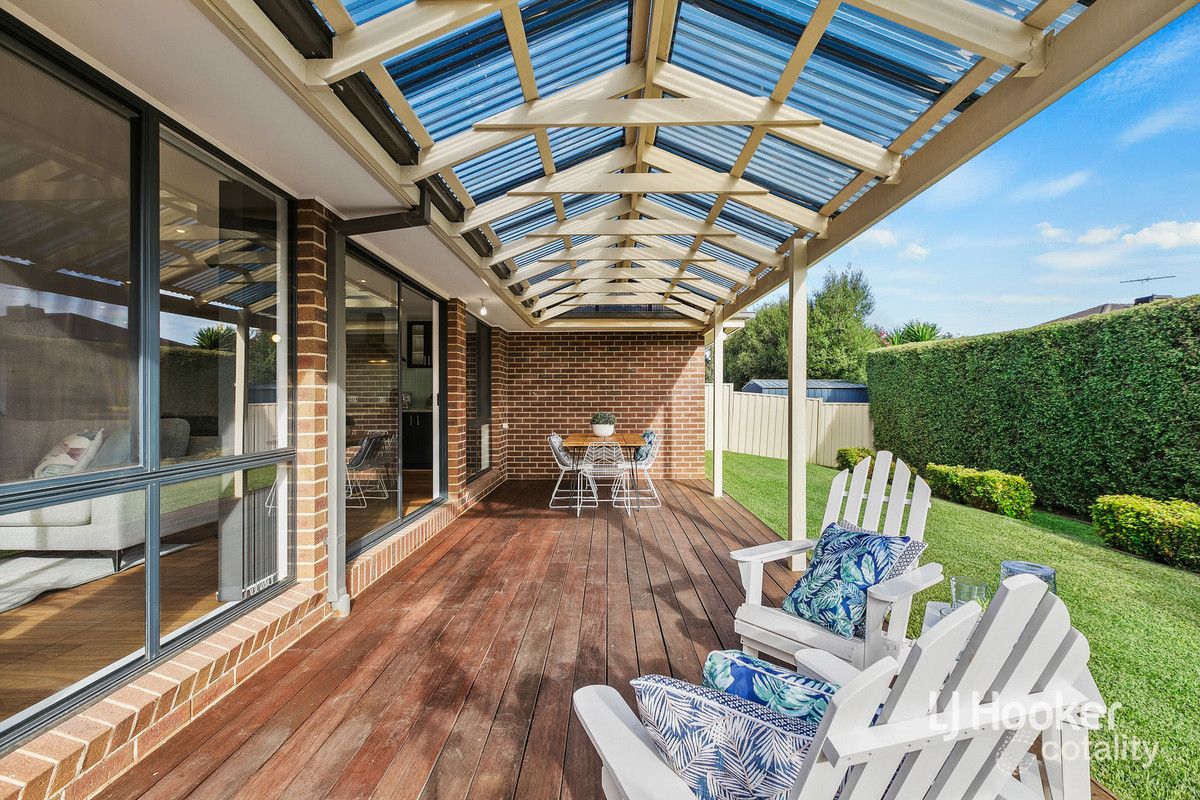 27 Toledo Cres, Point Cook, VIC 3030