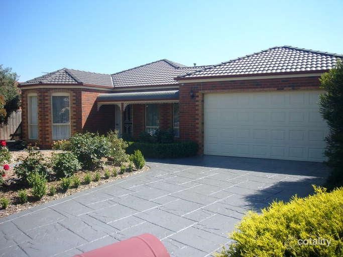 100 Bramble Cres, Bundoora, VIC 3083