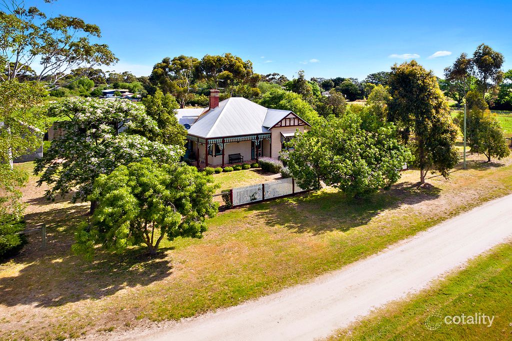 1 Mowat St, Cressy, VIC 3322