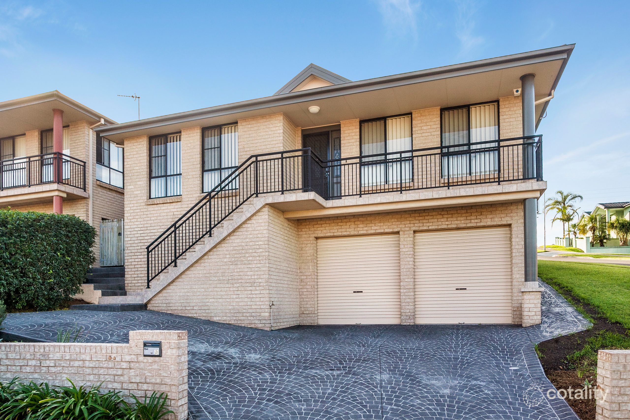 3/2 Yarle Cres, Flinders, NSW 2529