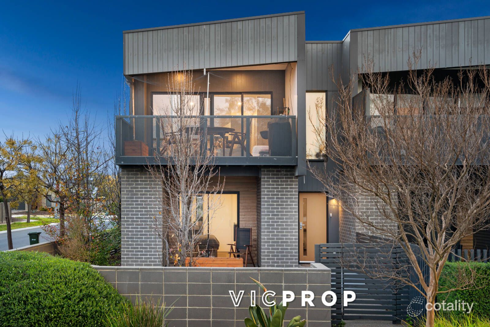2 Flagship Way, Point Cook, VIC 3030