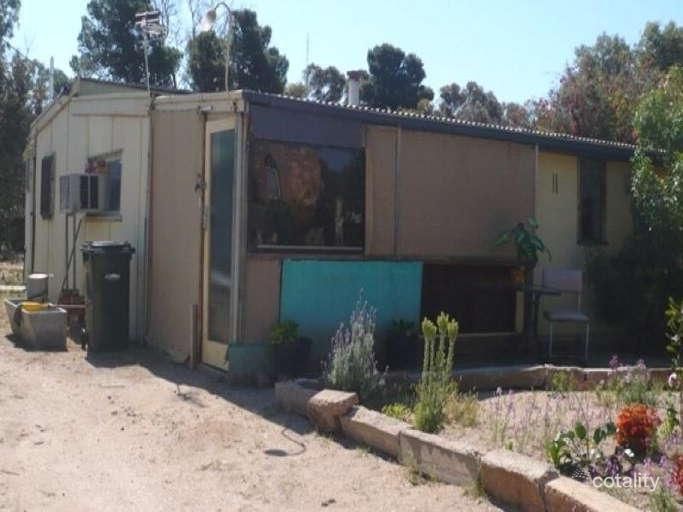 11 Fourth St, Port Germein, SA 5495