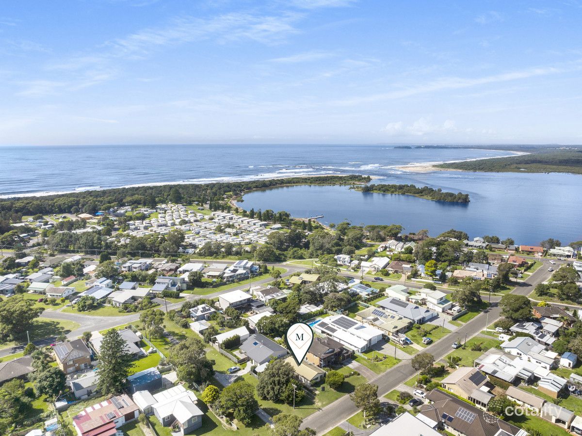 18 Bolt St, Shoalhaven Heads, NSW 2535