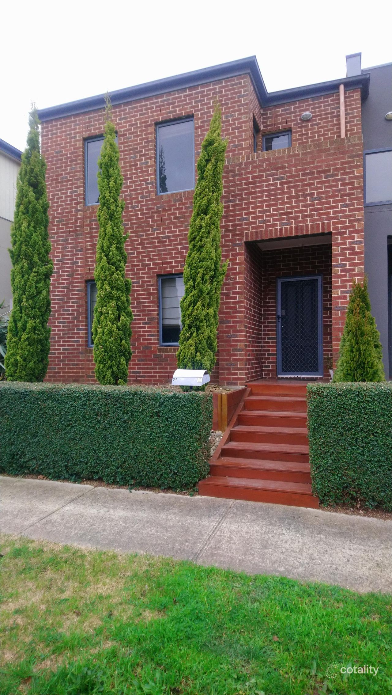 64 Hamilton Hume Pde, Craigieburn, VIC 3064