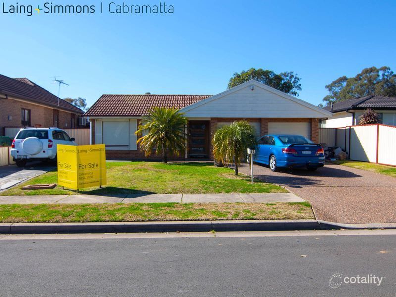 13 Westwood St, Prairiewood, NSW 2176