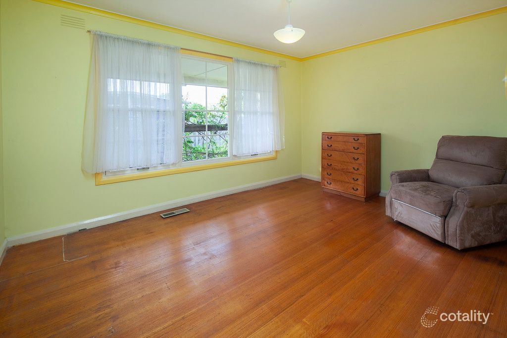 10 Coprosma Ave, Frankston, VIC 3199