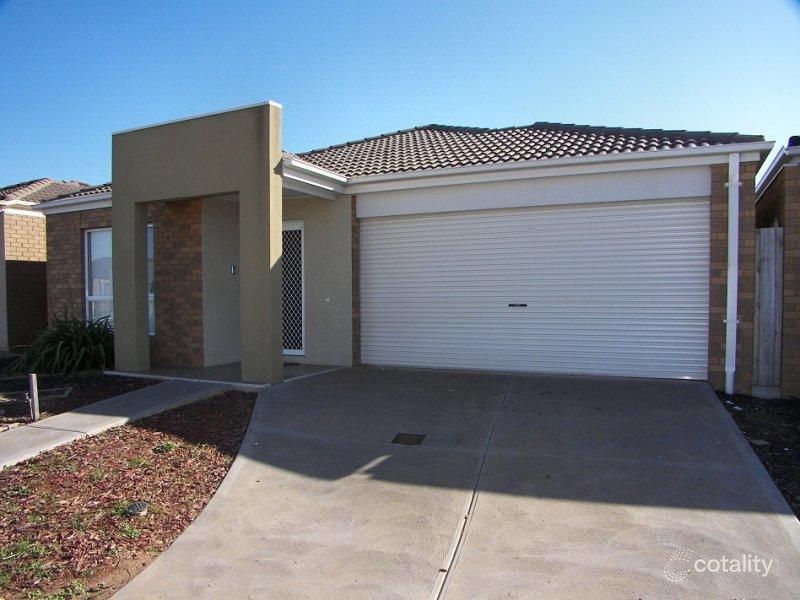33 Colonus St, Kurunjang, VIC 3337