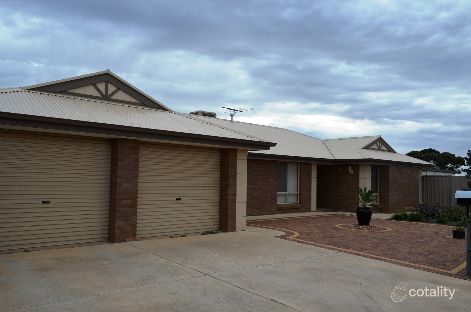 3 Russell Ct, Elizabeth South, SA 5112