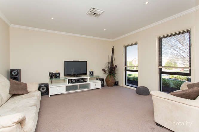 10 Suffolk Dr, Mildura, VIC 3500