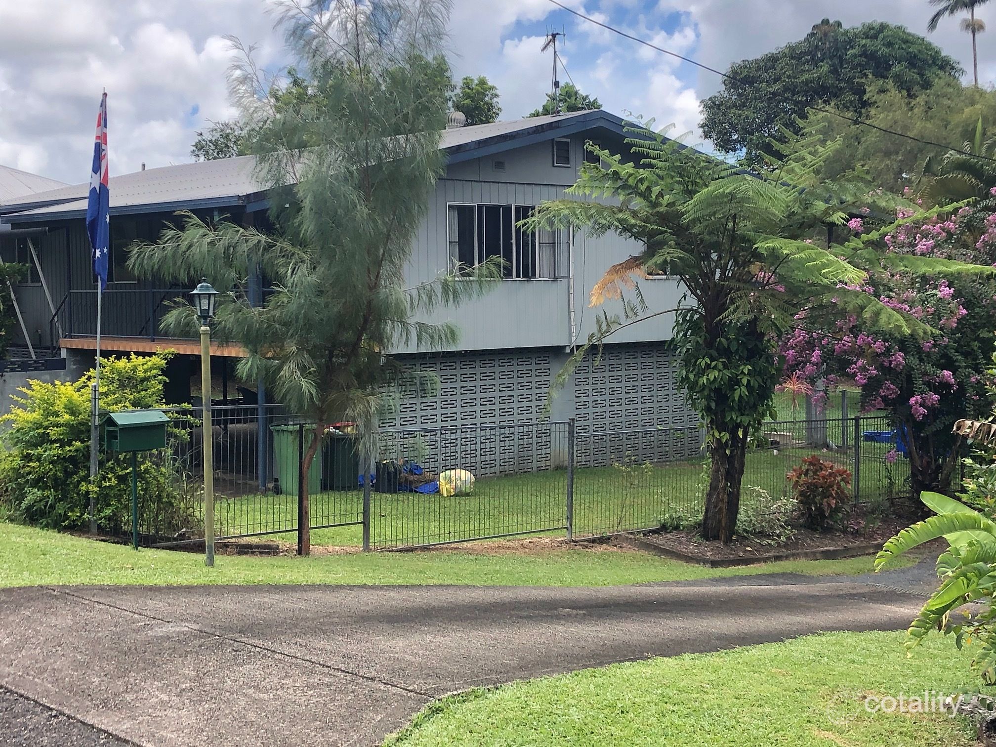 4 Cairns St, Tully, QLD 4854