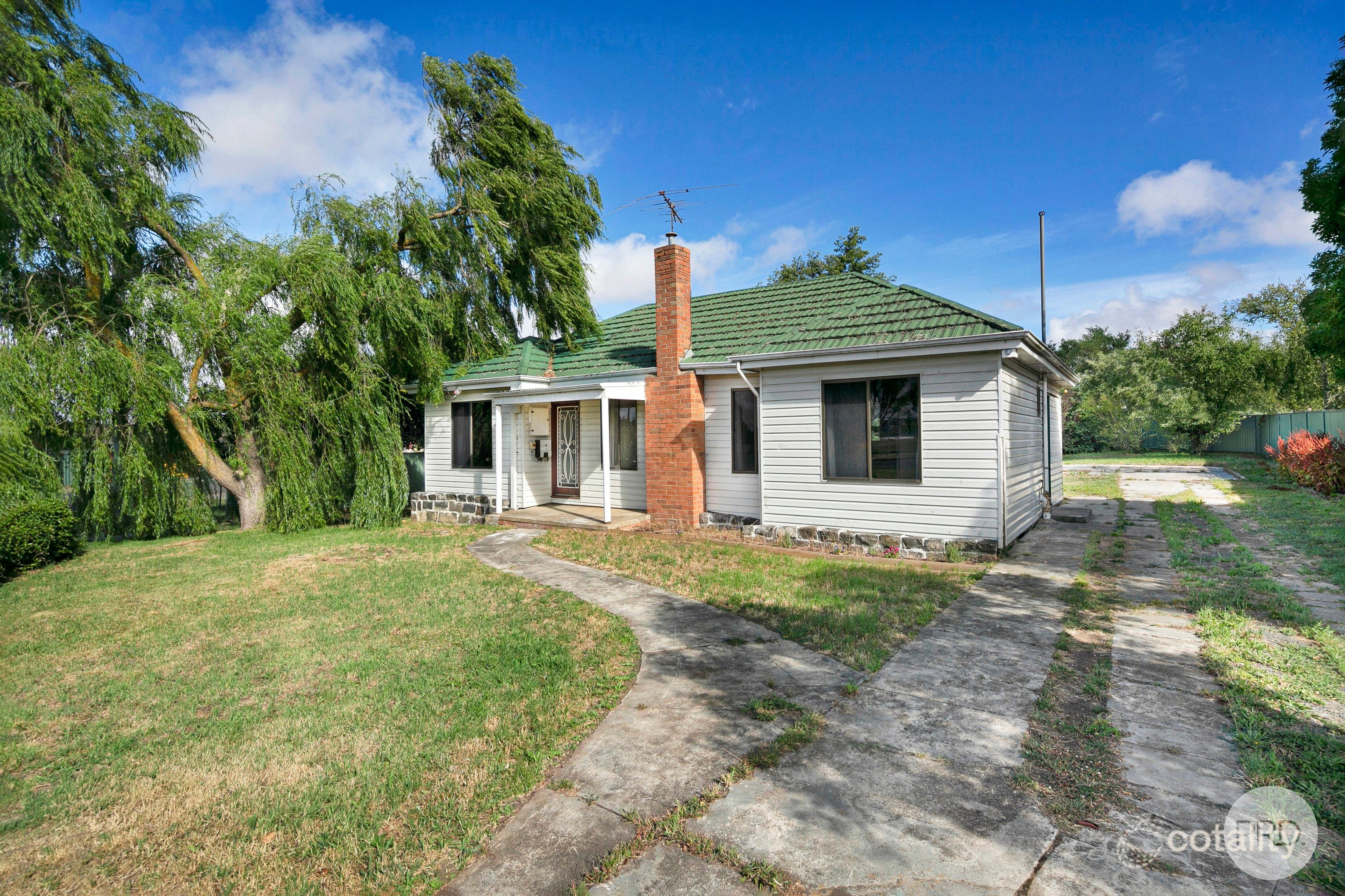 16 Wall St, Sebastopol, VIC 3356