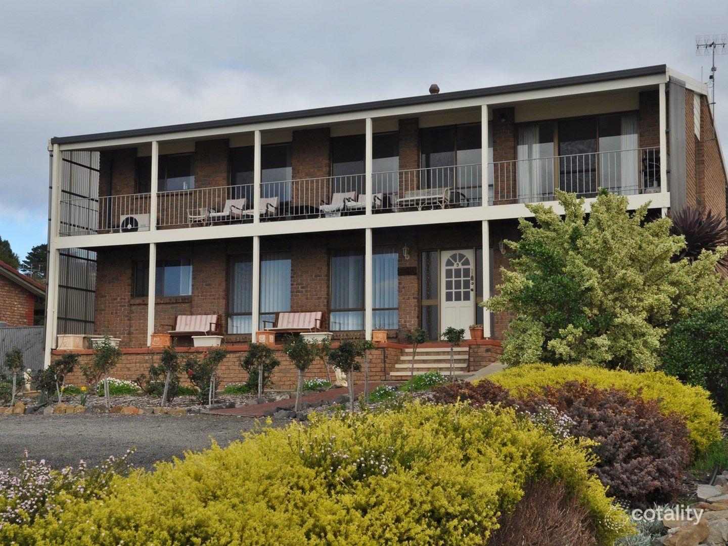 9 Norma Cres, Encounter Bay, SA 5211