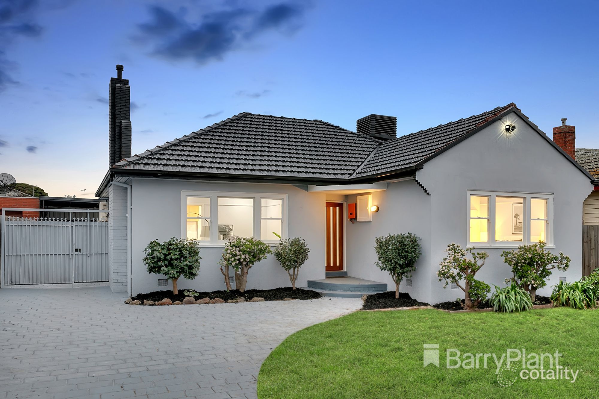 27 Marchant Ave, Reservoir, VIC 3073