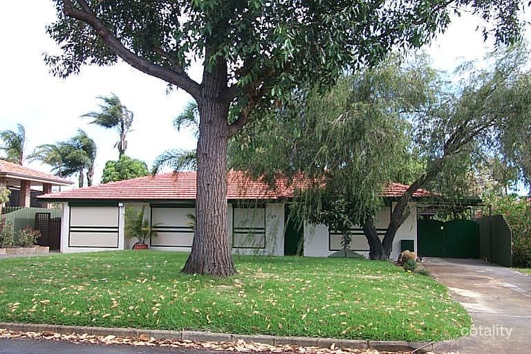 29 Bass Rd, Bull Creek, WA 6149