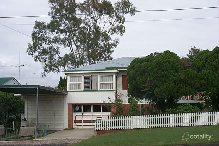 4 Davis St, Bundamba, QLD 4304