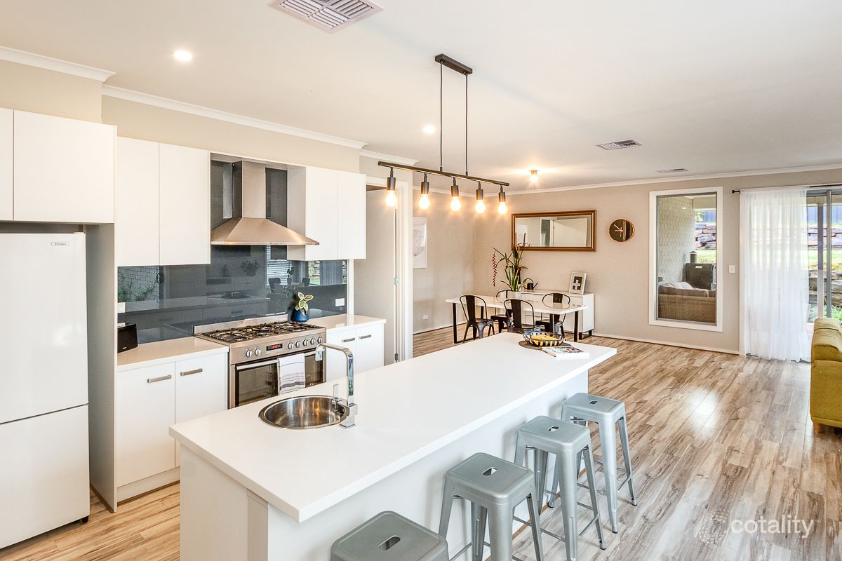 6 Harewood Gr, Meadows, SA 5201