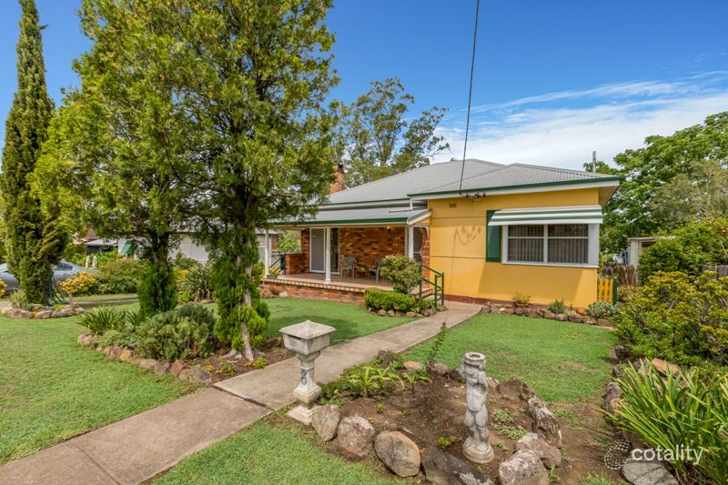 8 Scott Ave, Dungog, NSW 2420