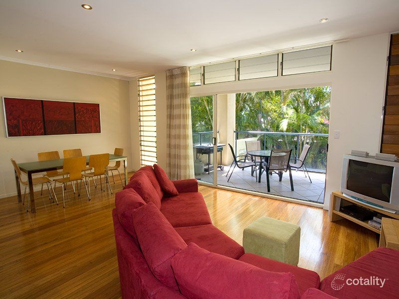 2/10 Howard St, Noosaville, QLD 4566