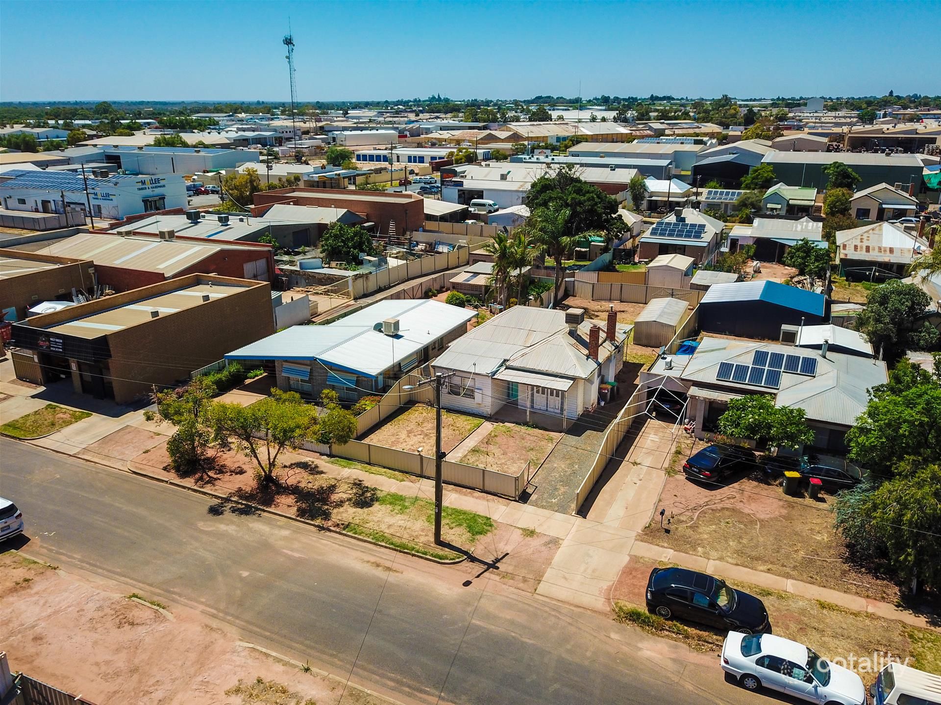 4 Victor Ave, Mildura, VIC 3500