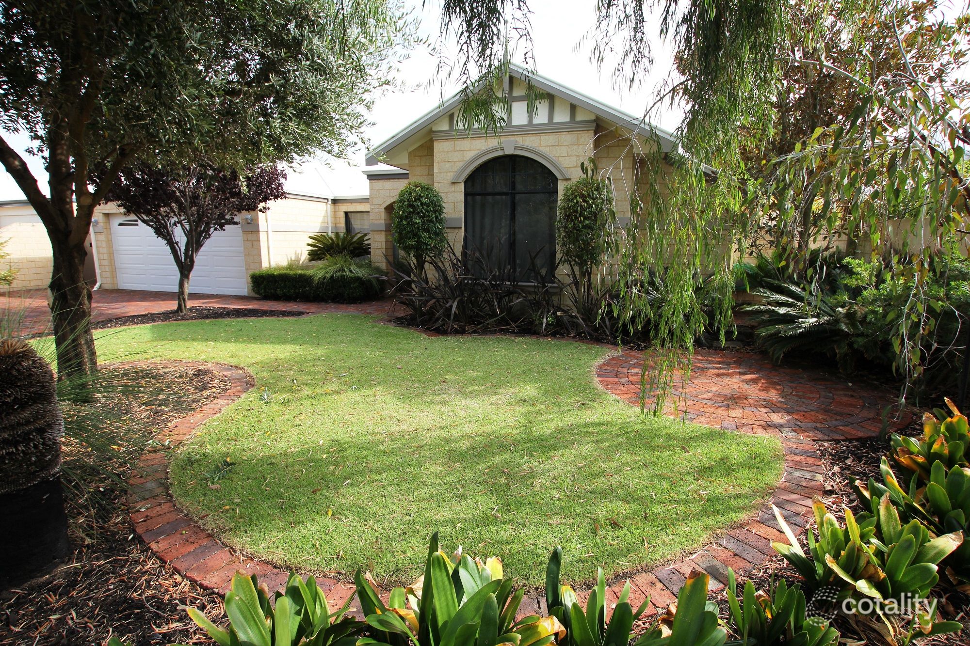 9 Lancelin Way, Erskine, WA 6210