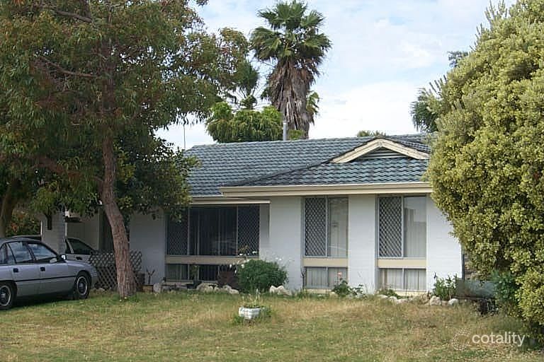 4 Tunder St, Wanneroo, WA 6065