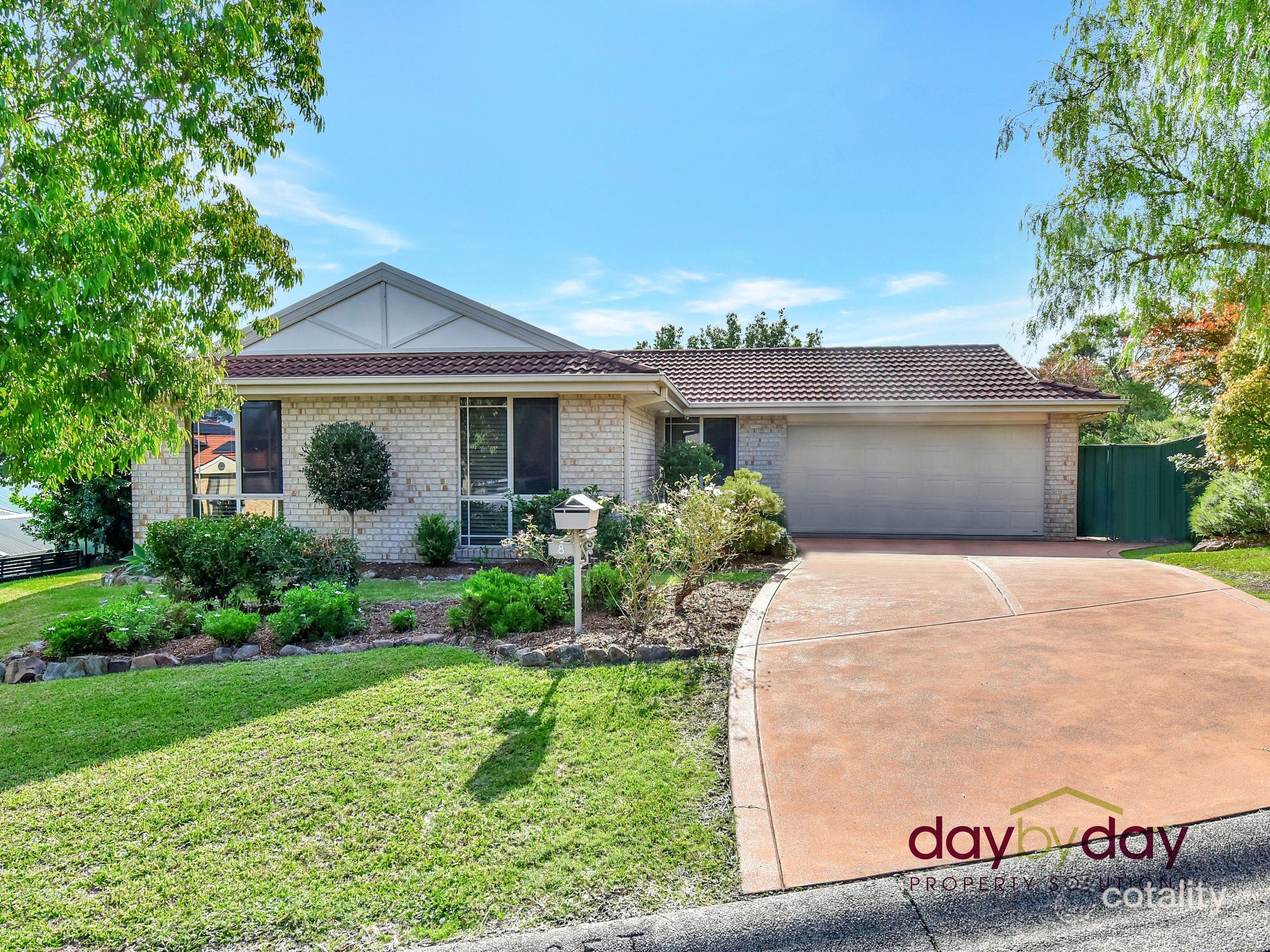 8 Peppercorn Cres, Fletcher, NSW 2287