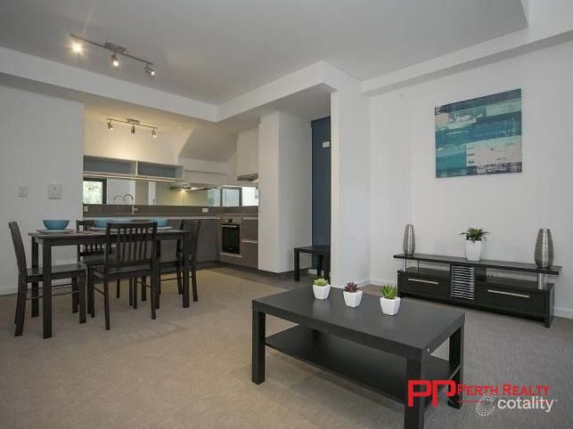 4/59 Breaksea Dr, North Coogee, WA 6163