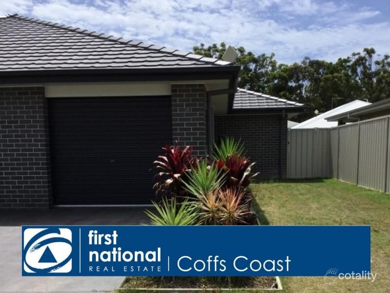 5-5a Broadwater St, Sandy Beach, NSW 2456