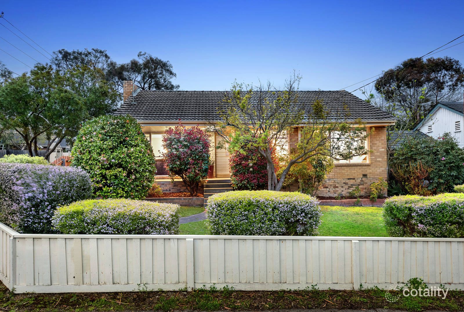 24 Reserve Ave, Mitcham, VIC 3132
