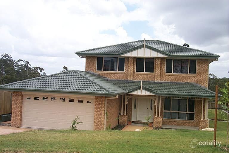 4 Angourie Pl, Carindale, QLD 4152