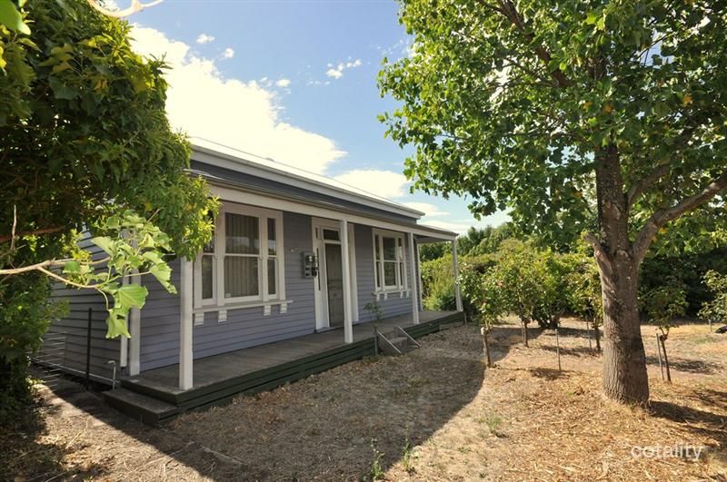 32 Lawrence St, Beaufort, VIC 3373