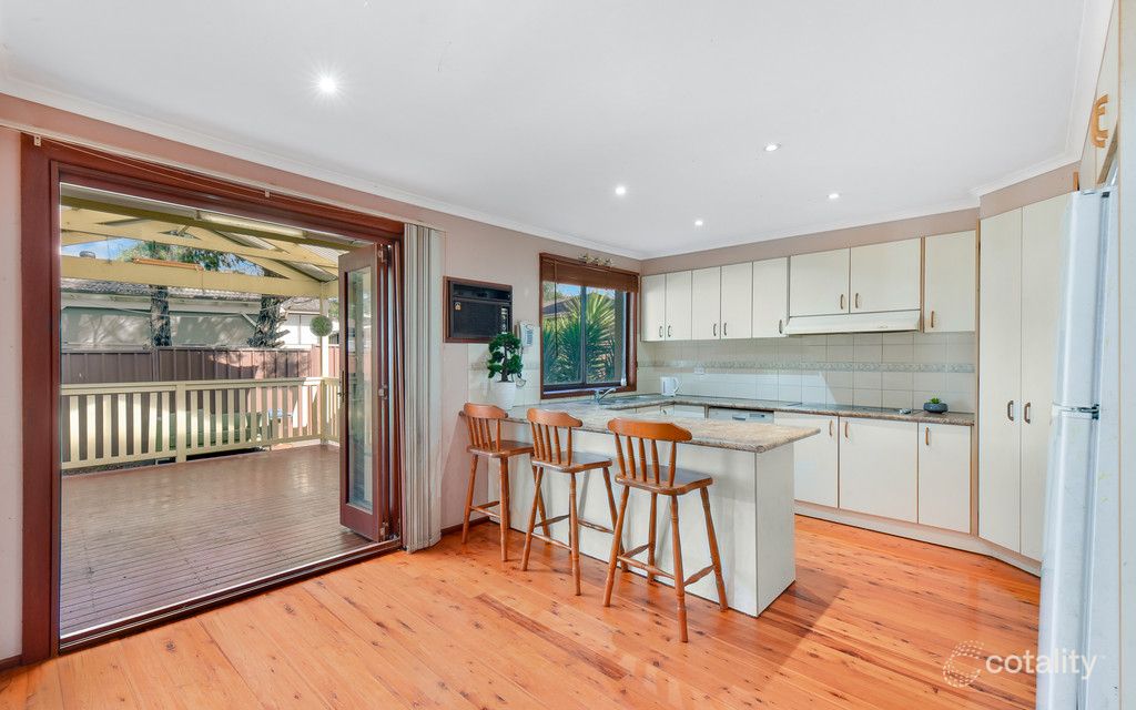 10 Singer Pl, Ingleburn, NSW 2565