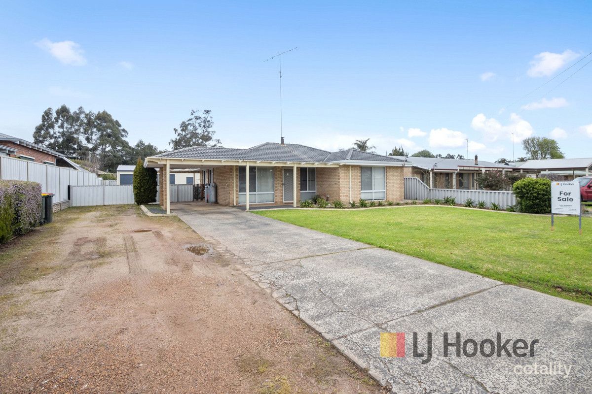20 Jarrah Rd, Manjimup, WA 6258